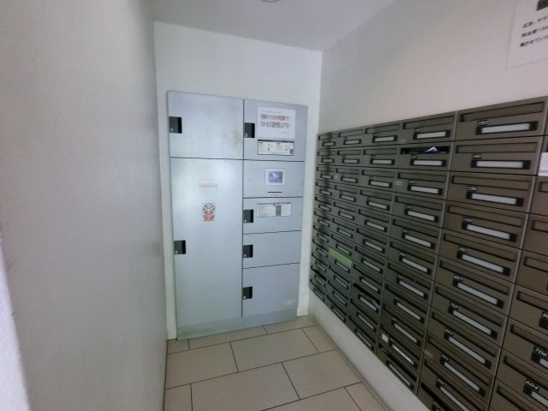 【エントランス】