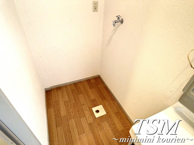 サンビーム元町の洗面所|洗濯機置き場