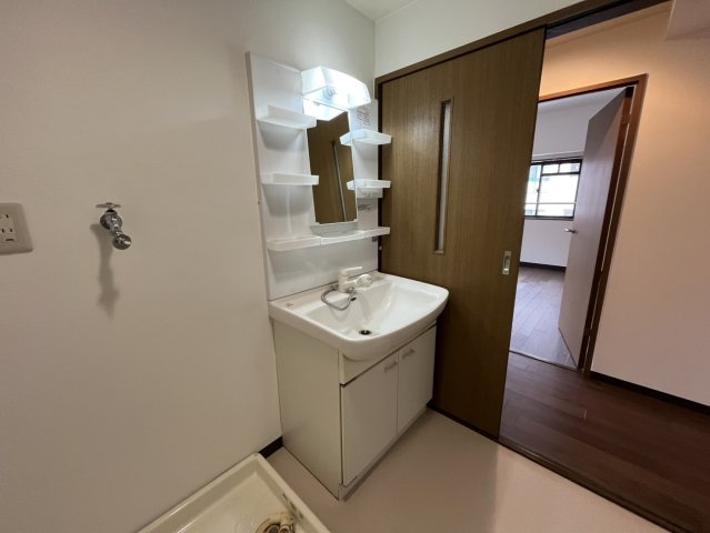 シティーコート翠雲❘名古屋市の賃貸ならMy賃貸の独立洗面台|シティーコート翠雲※反転タイプ