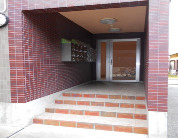 【エントランス】 | シェレナGARDEN | 毎日通るエントランスはこのようになっています