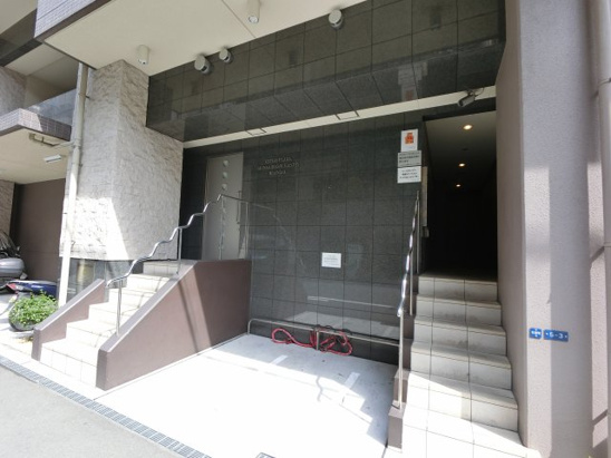 【エントランス】