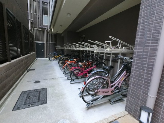 【エントランス】