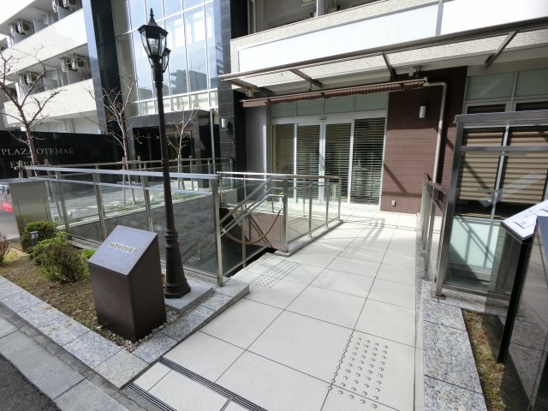 【エントランス】