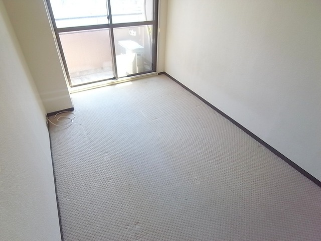 ネオダイキョー神戸元町の居間・リビング