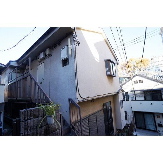 高台に立地しています