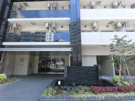 【エントランス】