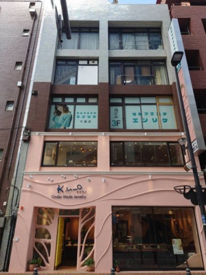 【外観】 | ニュー亀屋ビル | 千葉駅　目抜き通りの交差点角のビルです