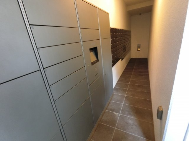 【エントランス】
