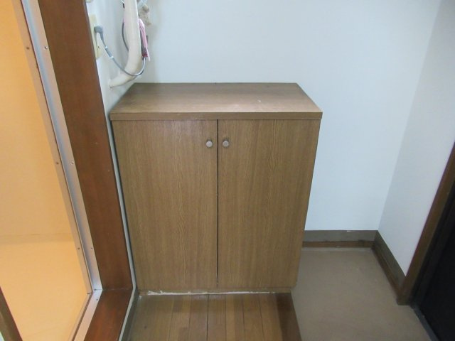 ラポール前田Cの玄関