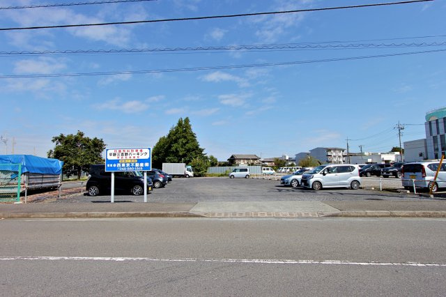 平野三吉野パーキングの駐車場|駐車場入り口