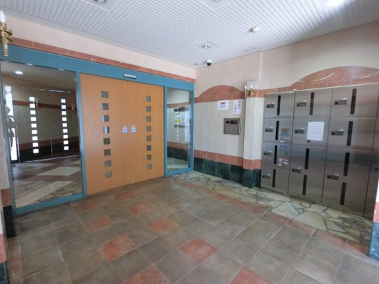 【エントランス】