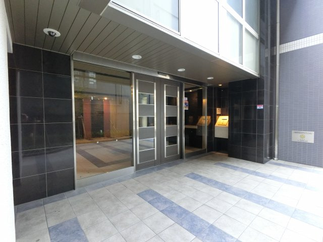 【エントランス】