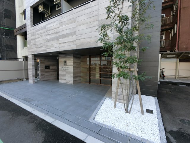 【エントランス】