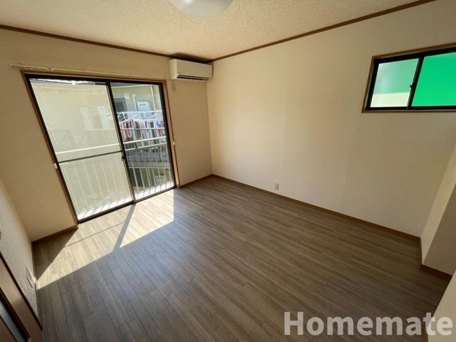 【居間・リビング】 | ドルフィン山崎Ｉ