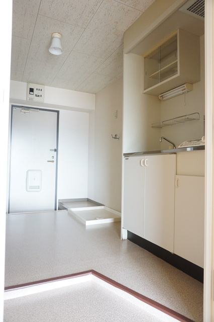 KANNO高松マンションの玄関