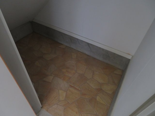 マルナカハイツ（テナント）の収納|大きなものも収納できそうです