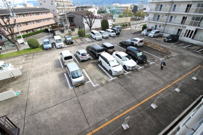 【駐車場】 | ストークハイツ