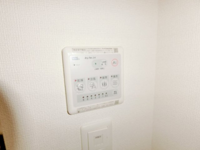 【内装】 | エスプレイス神戸ハーバーウエスト | 浴室乾燥機付き