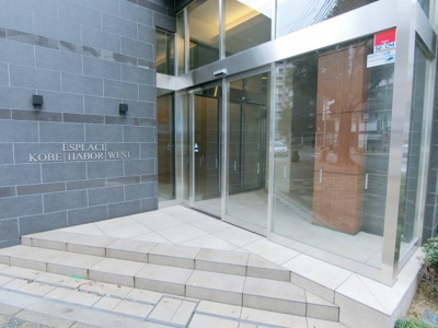 【エントランス】 | エスプレイス神戸ハーバーウエスト | ゆとりのあるエントランスです