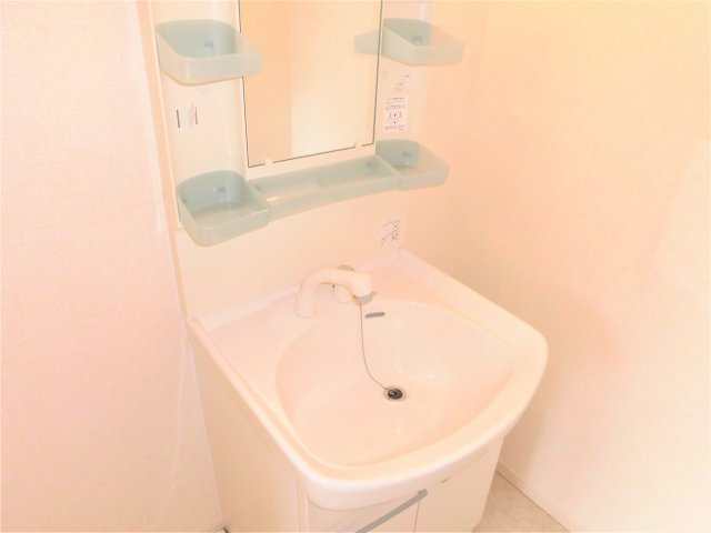 レセンテ花水木Aの独立洗面台