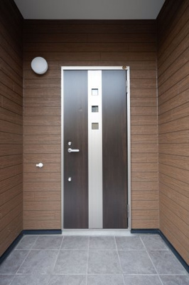 【エントランス】 | 美樹戸建貸家C棟 | 広いエントランス、広い玄関ホールは住み心地に直結！