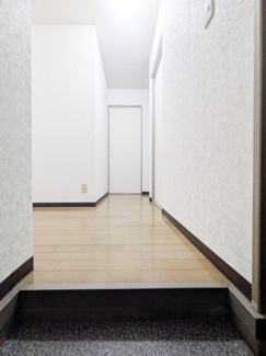 【玄関】 | グランパパＢ棟