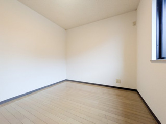 【洋室】 | グランパパＢ棟