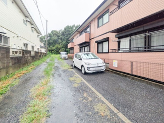 【駐車場】 | グランパパＢ棟