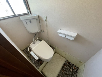 【トイレ】 | 岡貸店舗 | お申込後、トイレを温水洗浄便座付きの洋式トイレにリフォーム予定です。
