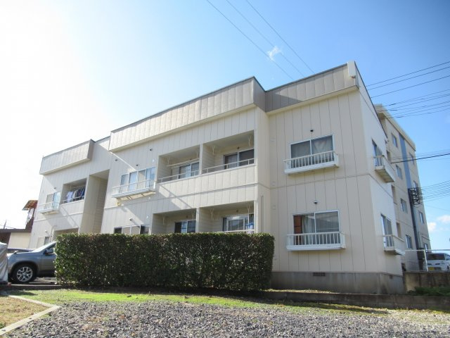 ラポール前田 A