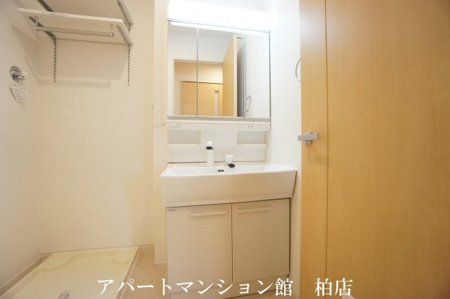 ルミエールの独立洗面台
