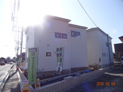 【外観】 | 現地見学会　さいたま市見沼区御蔵　南道路に面する新築分譲住宅全2棟 | 外観も気になるポイント