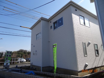 【外観】 | 現地見学会　さいたま市見沼区御蔵　南道路に面する新築分譲住宅全2棟 | 外観は落ち着いています