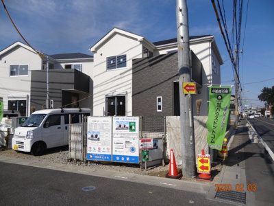 【前面道路含む現地写真】 | 現地見学会　さいたま市見沼区御蔵　南道路に面する新築分譲住宅全2棟 | 前面道路含む現地写真です