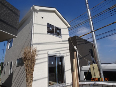 【外観】 | 現地見学会　さいたま市見沼区御蔵　南道路に面する新築分譲住宅全2棟 | 外観もきれいです