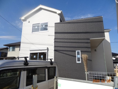 【外観】 | 現地見学会　さいたま市見沼区御蔵　南道路に面する新築分譲住宅全2棟 | 外観もきれいです