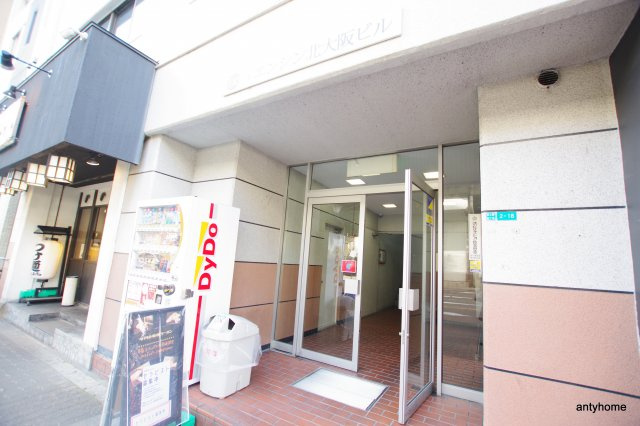 エンシン北大阪ビル　仲介手数料無料のエントランス