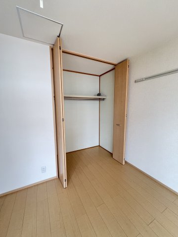 ウィルモアセブンの収納|南洋室クローゼット