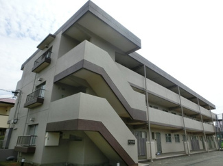 【外観】 | ＲＣ造の重厚な外観。
