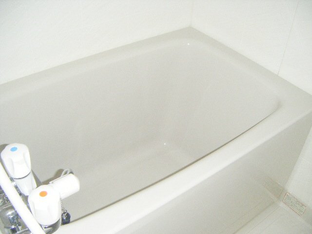 ハイネス萩の浴室|追い焚き付き！