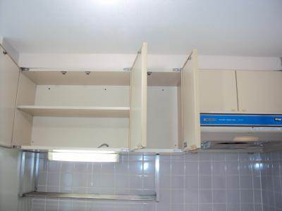 ホワイトクレステのキッチン|キッチン収納