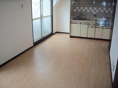 ホワイトクレステの居間・リビング|室内