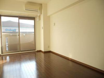 エストレーラの寝室|洋室