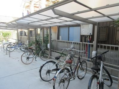 Calluna（カルーナ）の駐車場|駐輪場