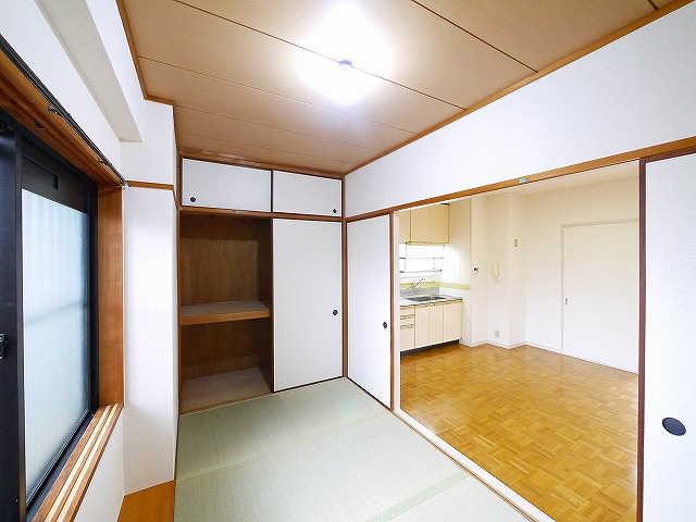 メゾンフルールの和室