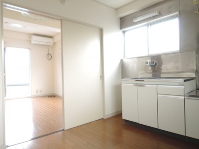 【キッチン】 | メゾンやじま