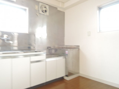 【キッチン】 | メゾンやじま