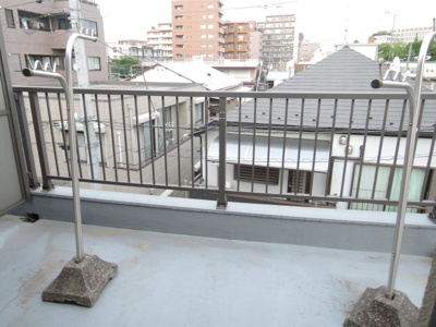 【バルコニー】 | メゾンやじま