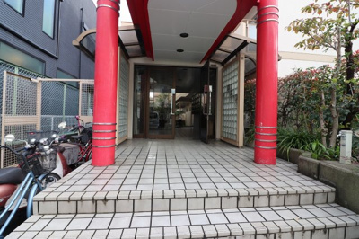 【エントランス】 | ロイヤルハイツ鶴見