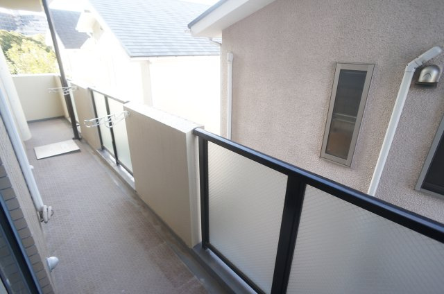 サザンハイムグルックのバルコニー|補修作業・クリーニング開始前